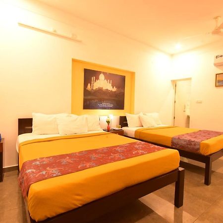 Bharathi Residhome Pondicherry Eksteriør bilde