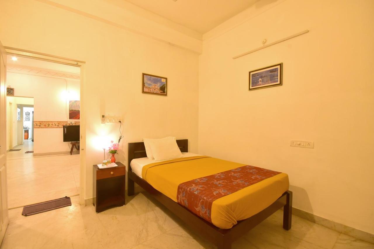 Bharathi Residhome Pondicherry Eksteriør bilde