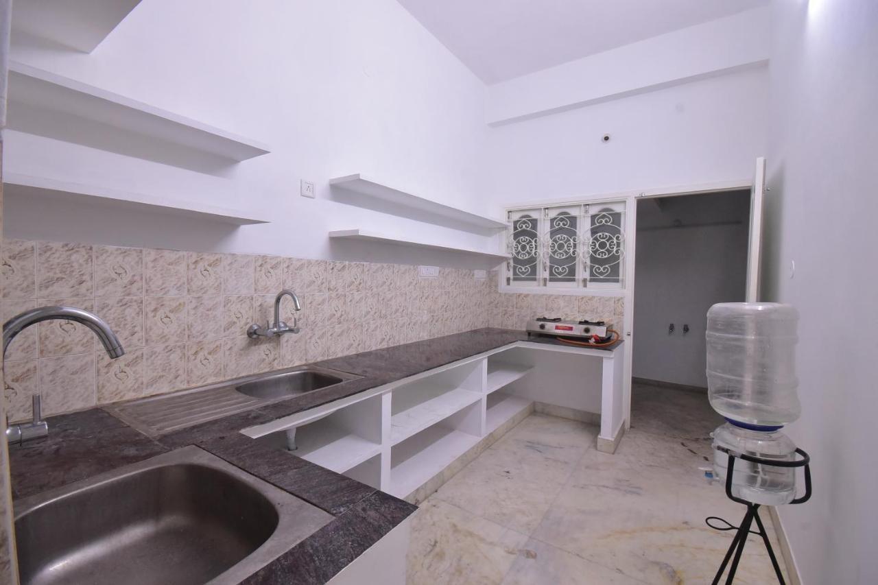 Bharathi Residhome Pondicherry Eksteriør bilde