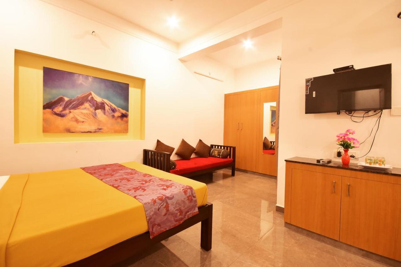 Bharathi Residhome Pondicherry Eksteriør bilde